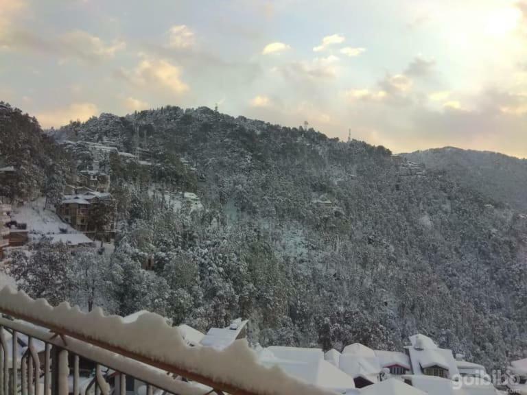 Hotel Basera Dalhousie Exterior photo